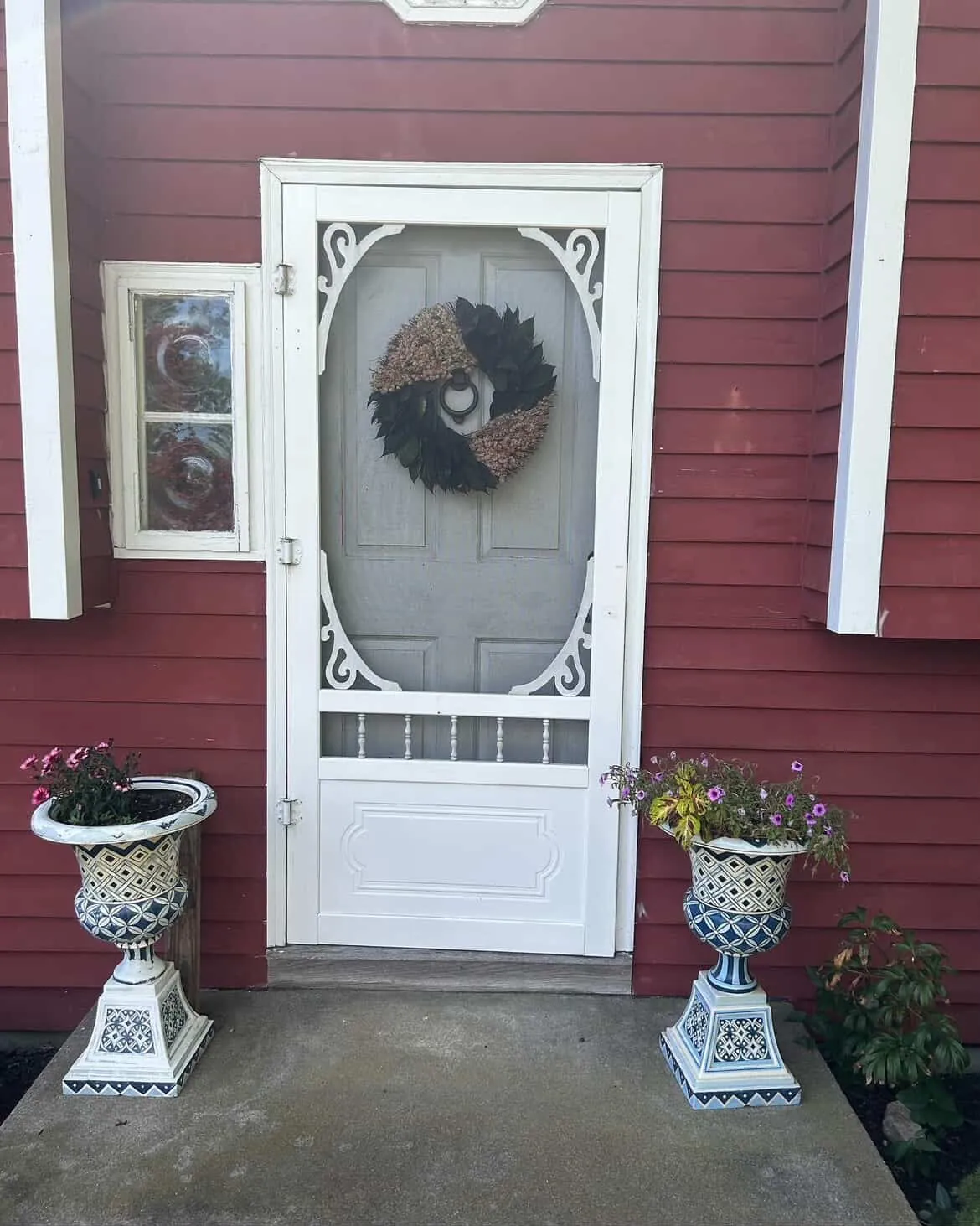 Front entrance details